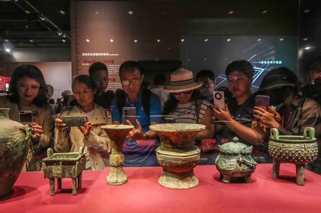 之都一幅壮阔图卷纵情铺展麻将胡了app北京：文化(图4)